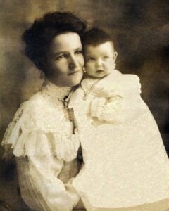 #OTTAWA PROFESSIONAL OLD PHOTO PHOTOGRAPHIC RESTORATION OLD PICTURES REPAIRED #MANOTICK, STITTSVILLE, KANATA, BARRHAVEN, NEPEAN, ORLEANS ONTARIO CRACKED, DAMAGED, RIPPED, TORN PICTURE REPAIR RESTORATIONS